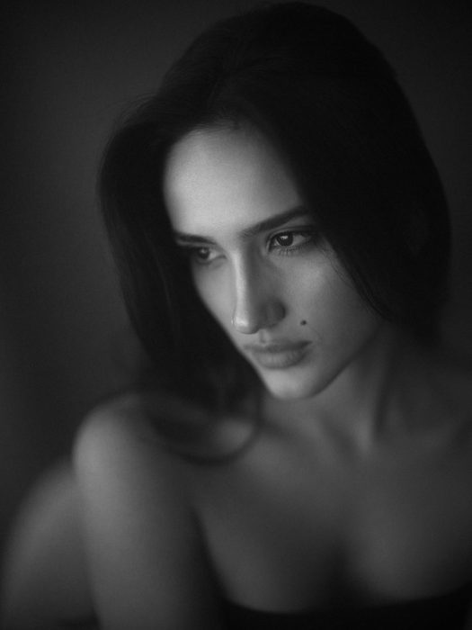 Zaira 2 bnw