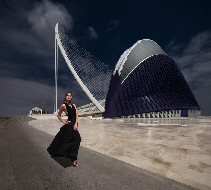 victoria agora front